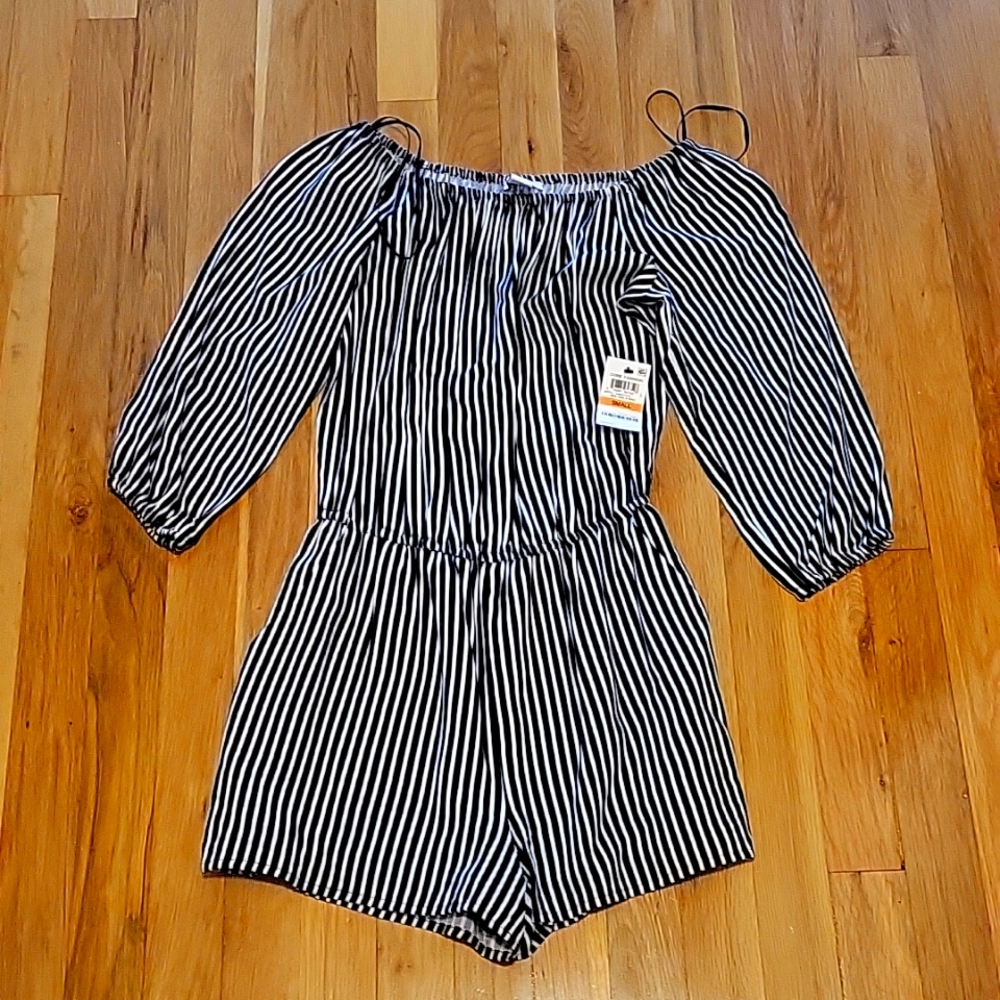bar 111 off the shoulder romper brand new with tags
